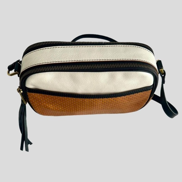 Fossil leather double zipper camera crossbody / shoulder bag - Picture 7 of 8